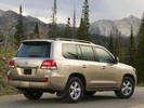 Toyota Land-Cruiser-200